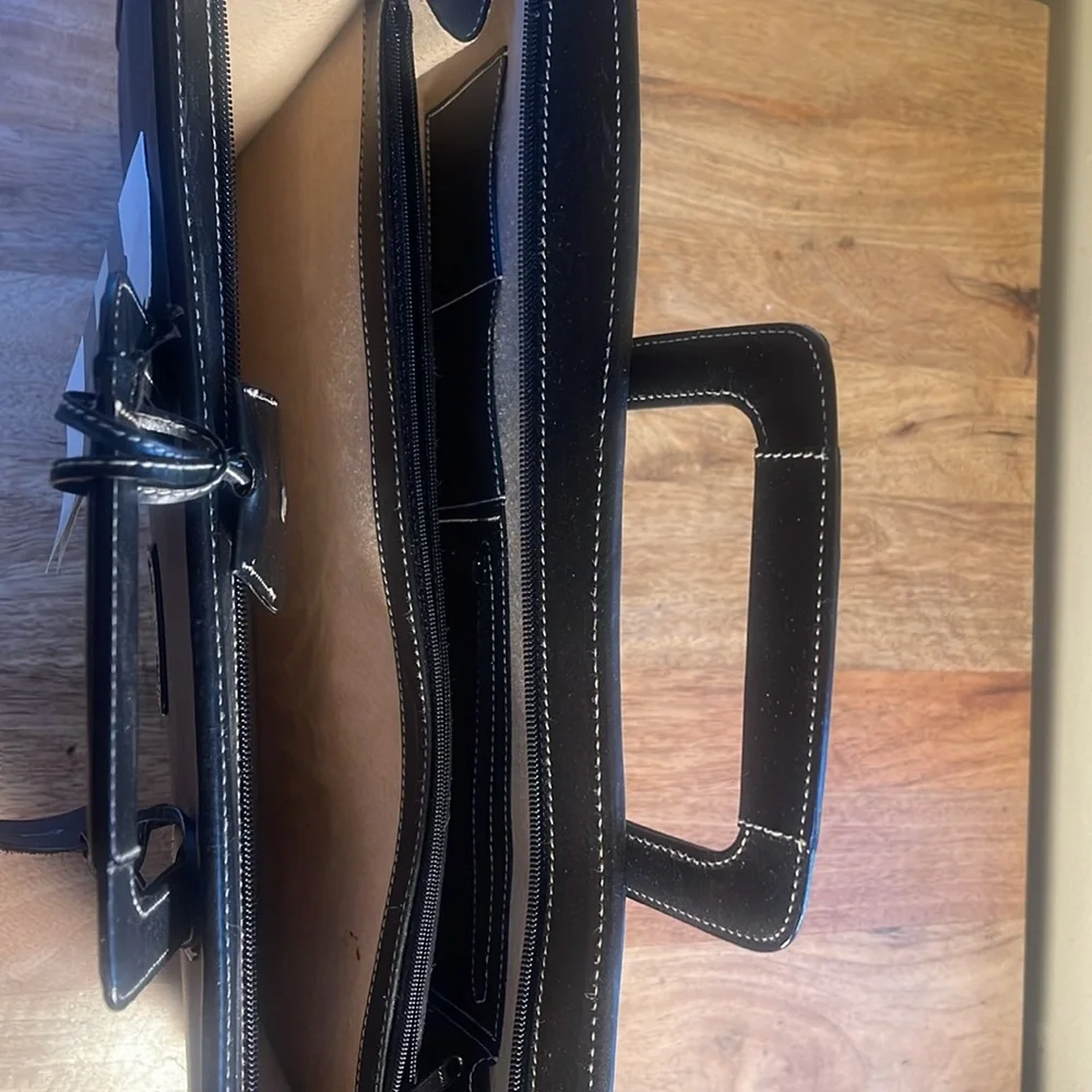 Lark vintage briefcase 16” x 12”. NWT